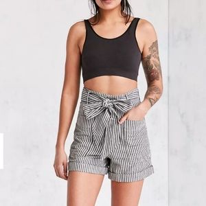 BDG Urban Outfitters Gray Striped Linen Blend High Waist Paperbag Shorts M bx21